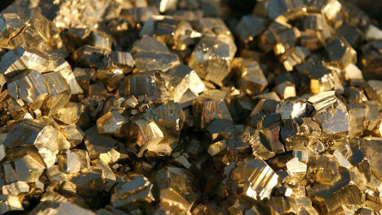 Perú como Productor de Cobre y Oro | Factores Clave