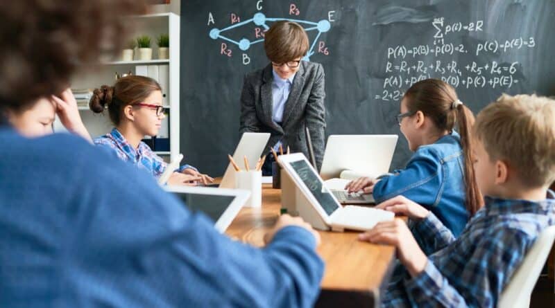 Sistemas educativos espana eeuu