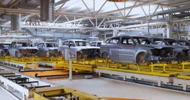 Fabricación de componentes para vehículos eléctricos