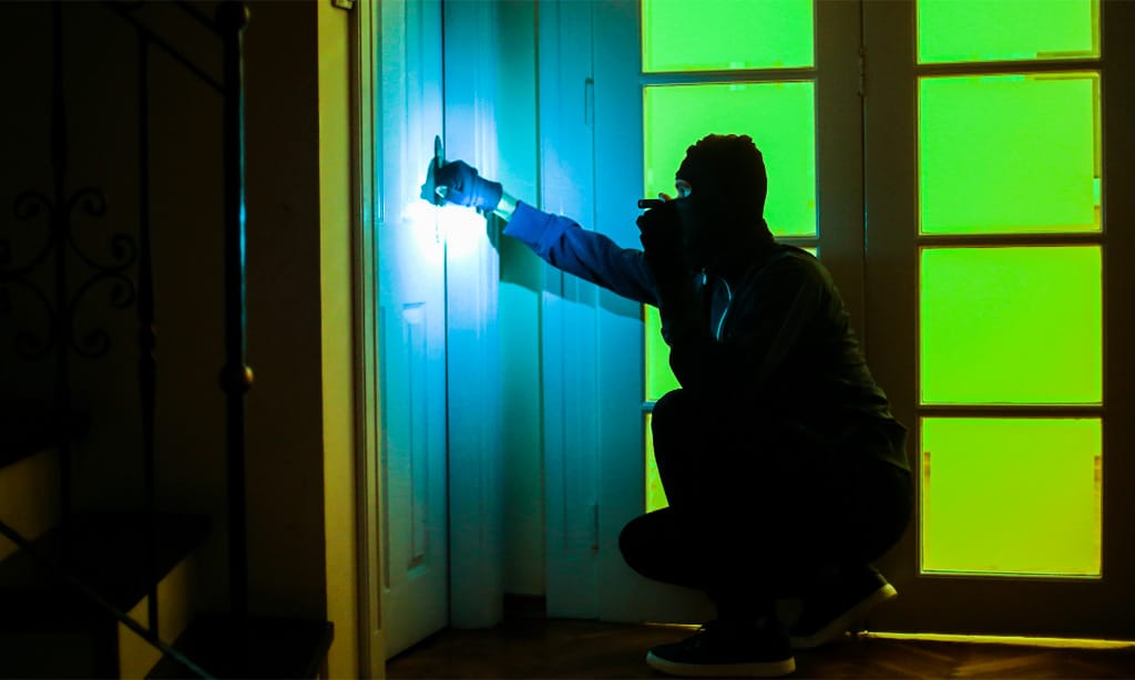 Robo o atraco fuera de casa