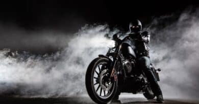 marcas de motocicletas inteligentes Argentina Colombia