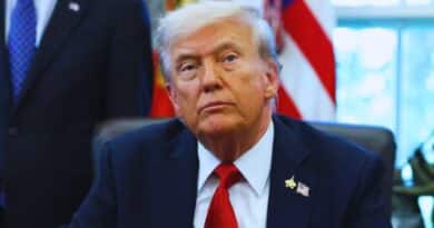 Aranceles 100 porciento china software critico