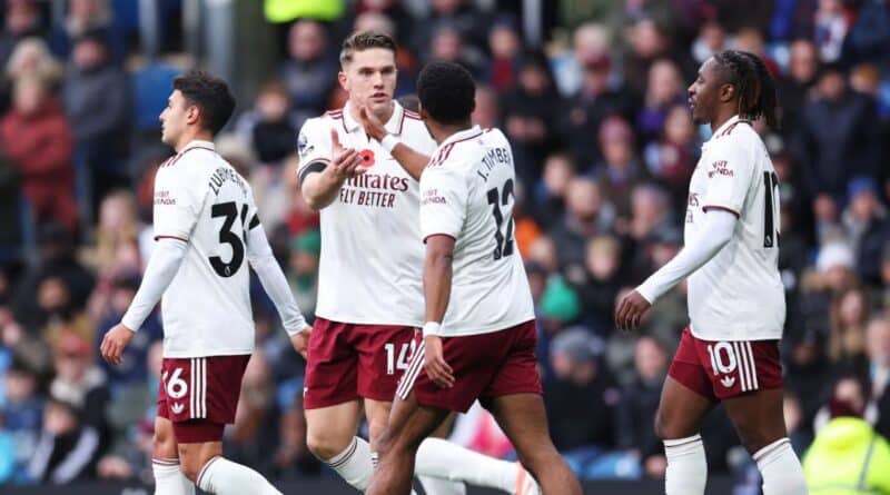 Arsenal amplía su ventaja en la Premier League