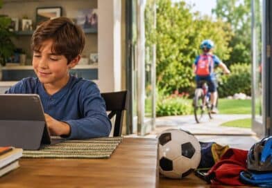 equilibrar el tiempo de pantalla y el juego físico en niños